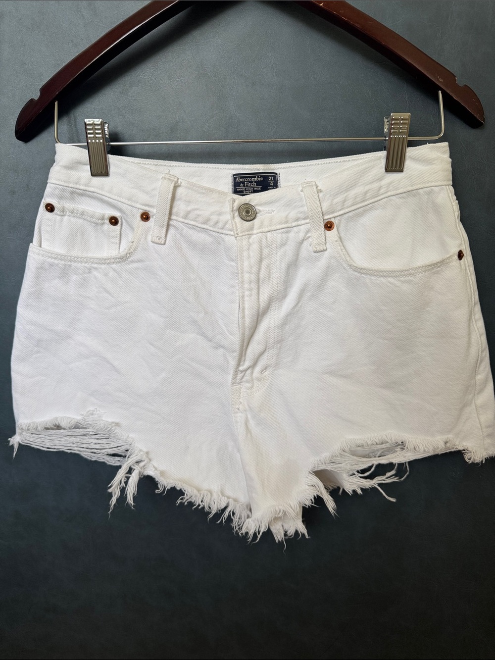 Abercrombie & Fitch Annie High Tise White Distressed Cutoff Denim Shorts Size 27